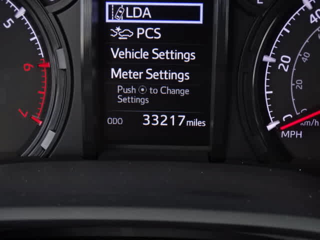 Used 2021 Toyota 4Runner SR5 Premium w/ Moonroof Package RWD image 26