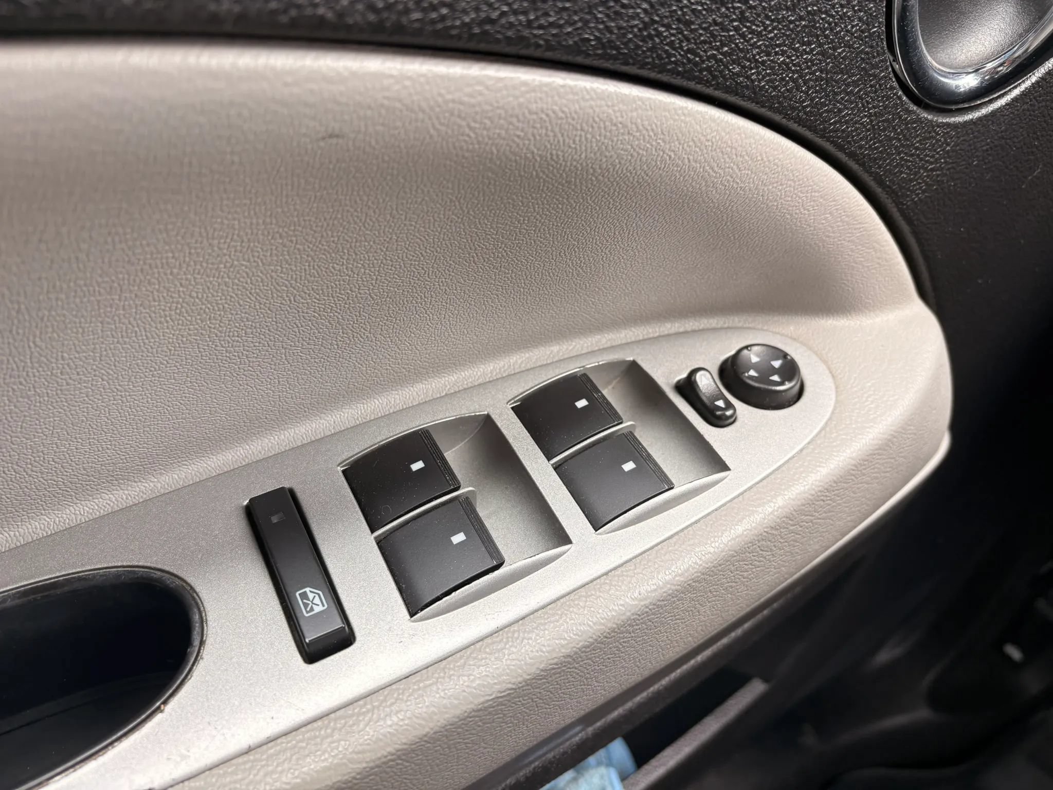 Used 2008 Chevrolet HHR SS FWD image 26