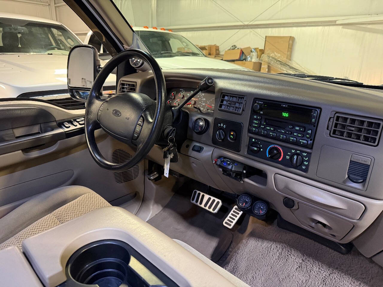 Used 2001 Ford F250 XLT AWD/4WD image 13