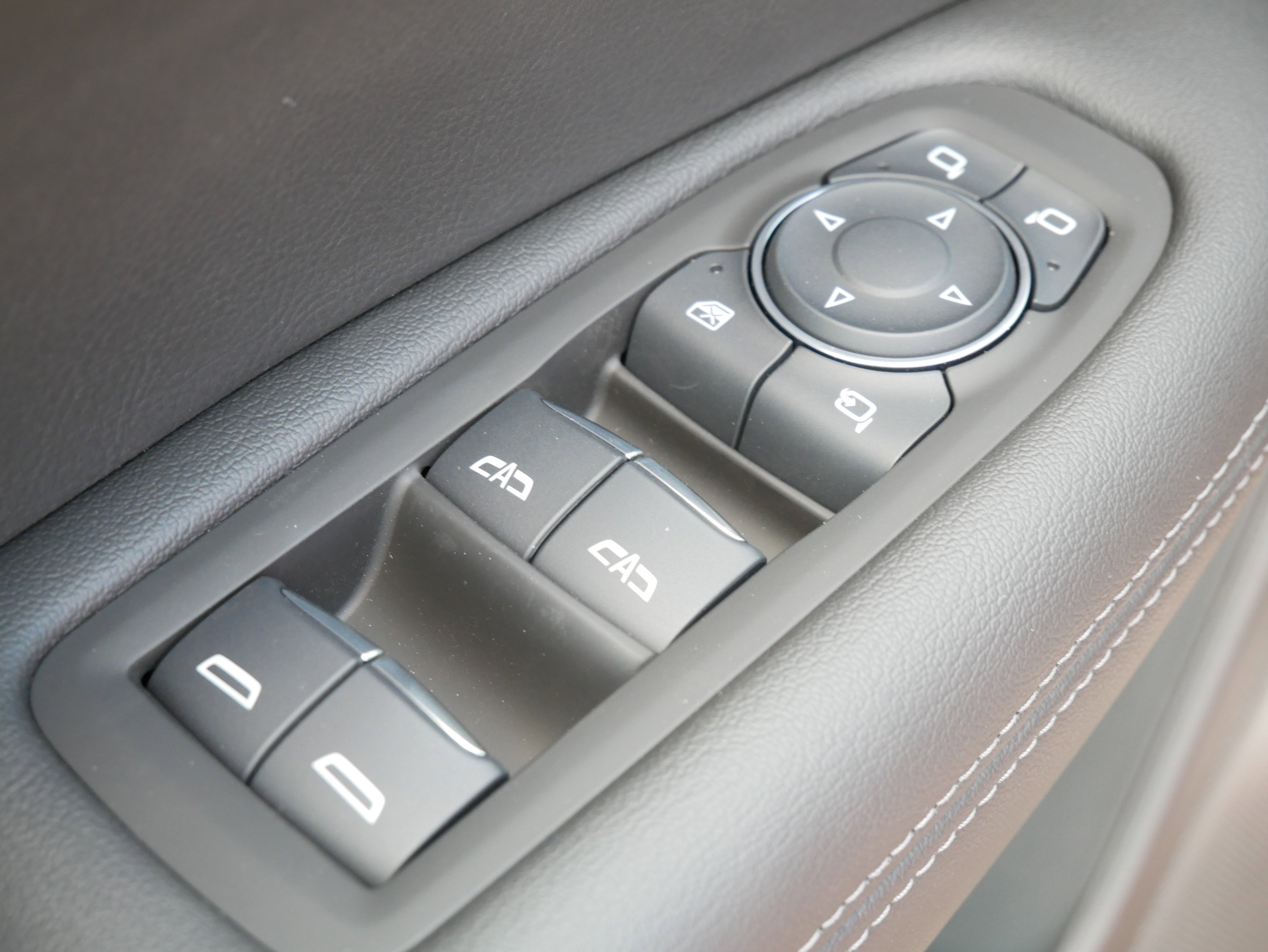 New 2025 Cadillac XT6 Premium Luxury w/ Technology Package image 17