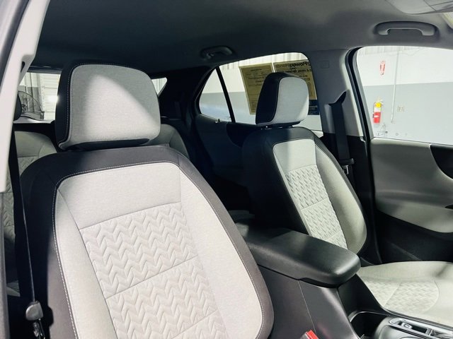 Used 2022 Chevrolet Equinox LT image 33