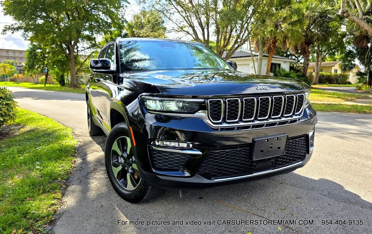 Used 2023 Jeep Grand Cherokee 4WD 4xe image 22