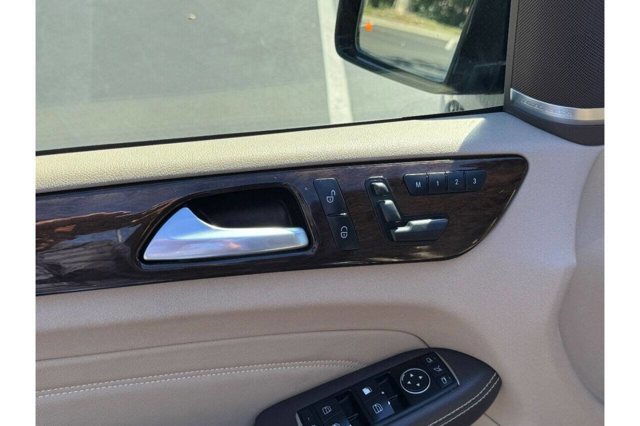 Used 2013 Mercedes-Benz ML 350 4MATIC image 20
