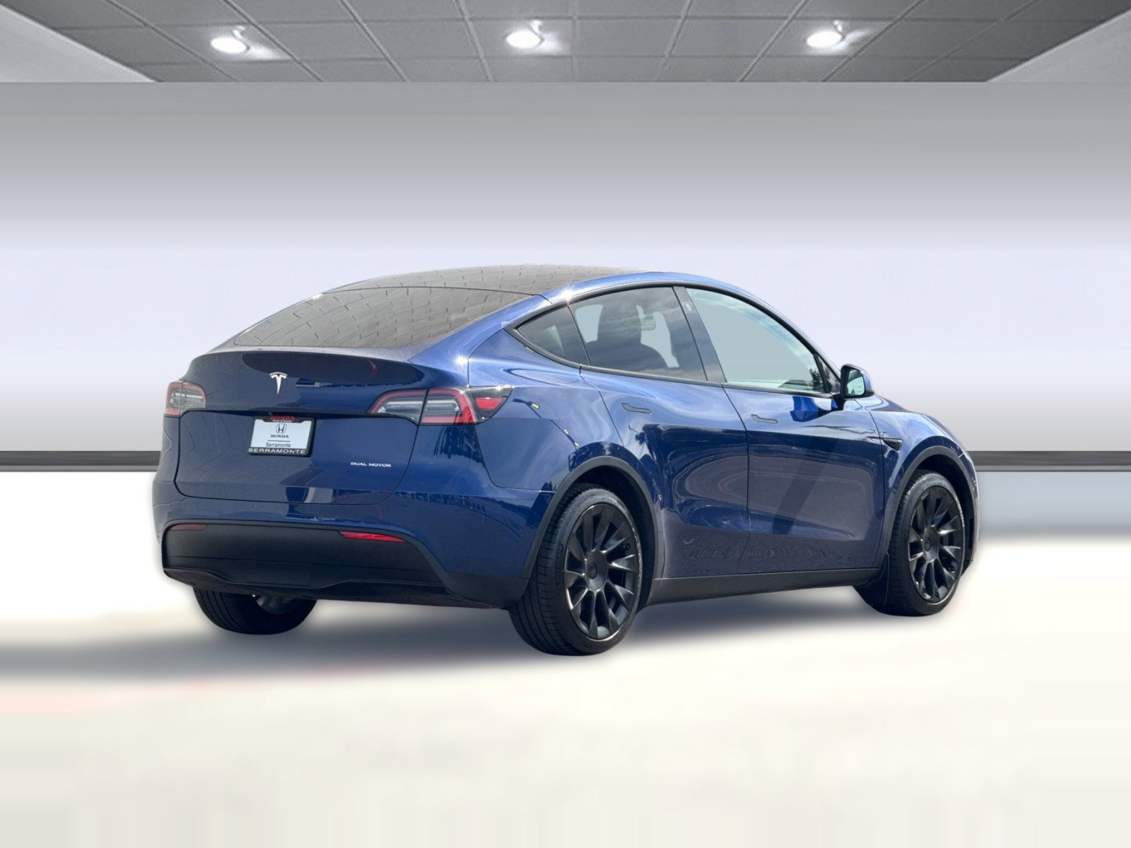 Used 2021 Tesla Model Y Long Range image 8