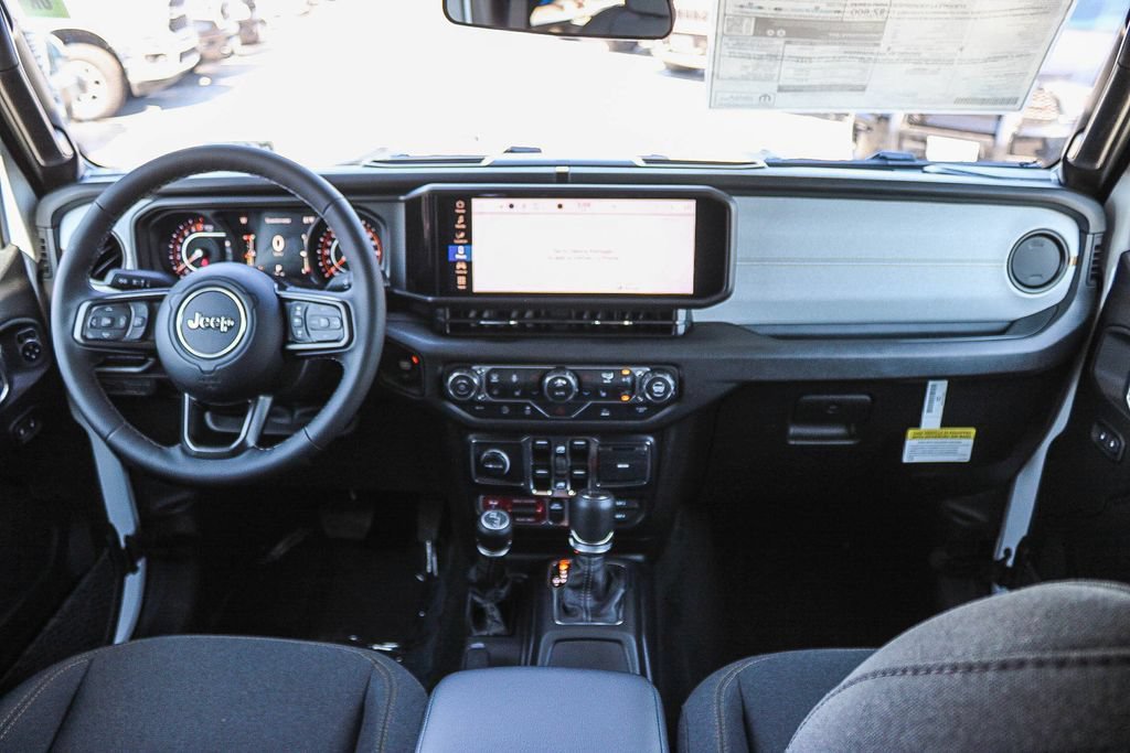 New 2026 Jeep Gladiator Sport AWD/4WD image 13