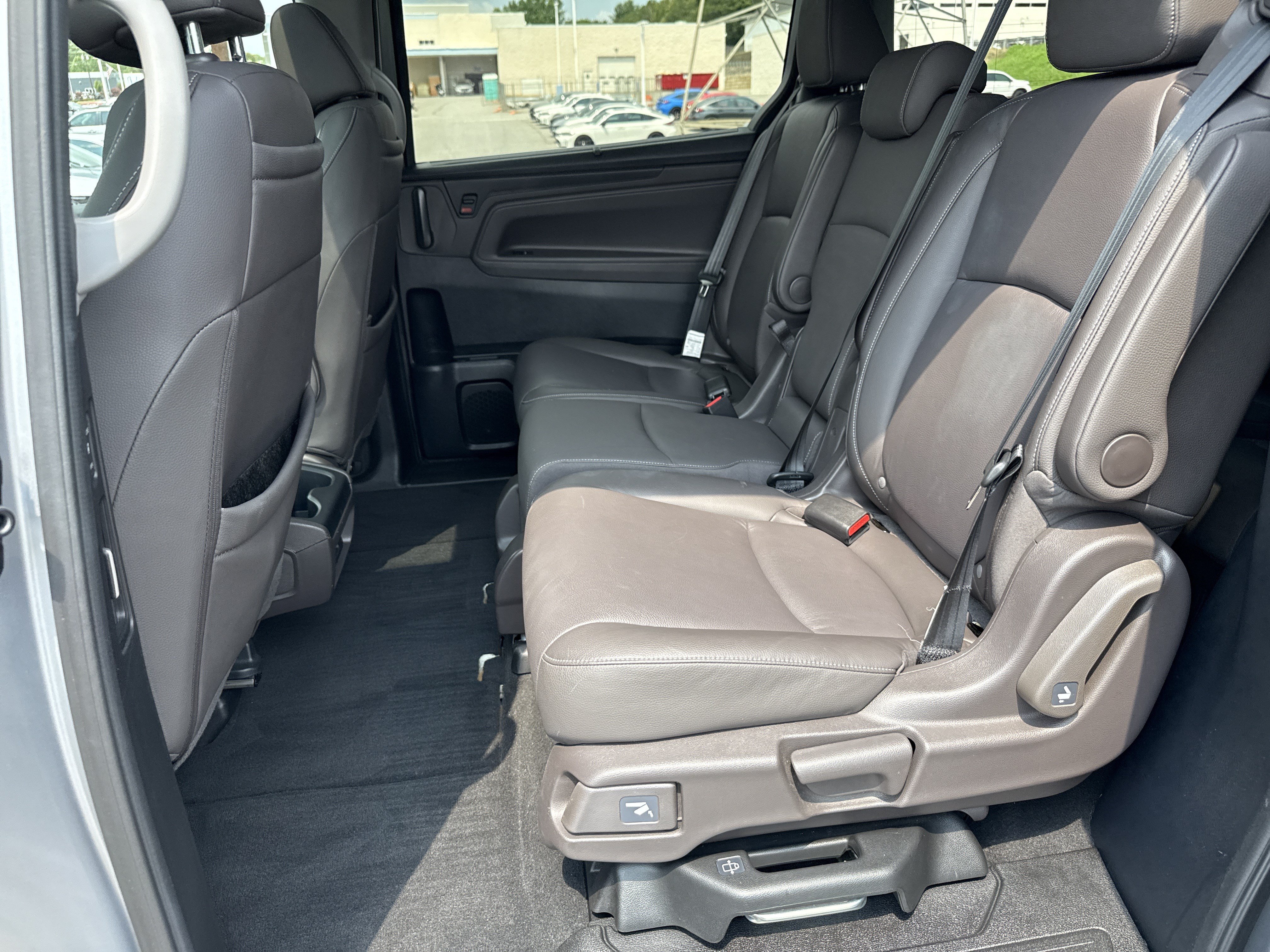 Certified 2024 Honda Odyssey Touring image 32