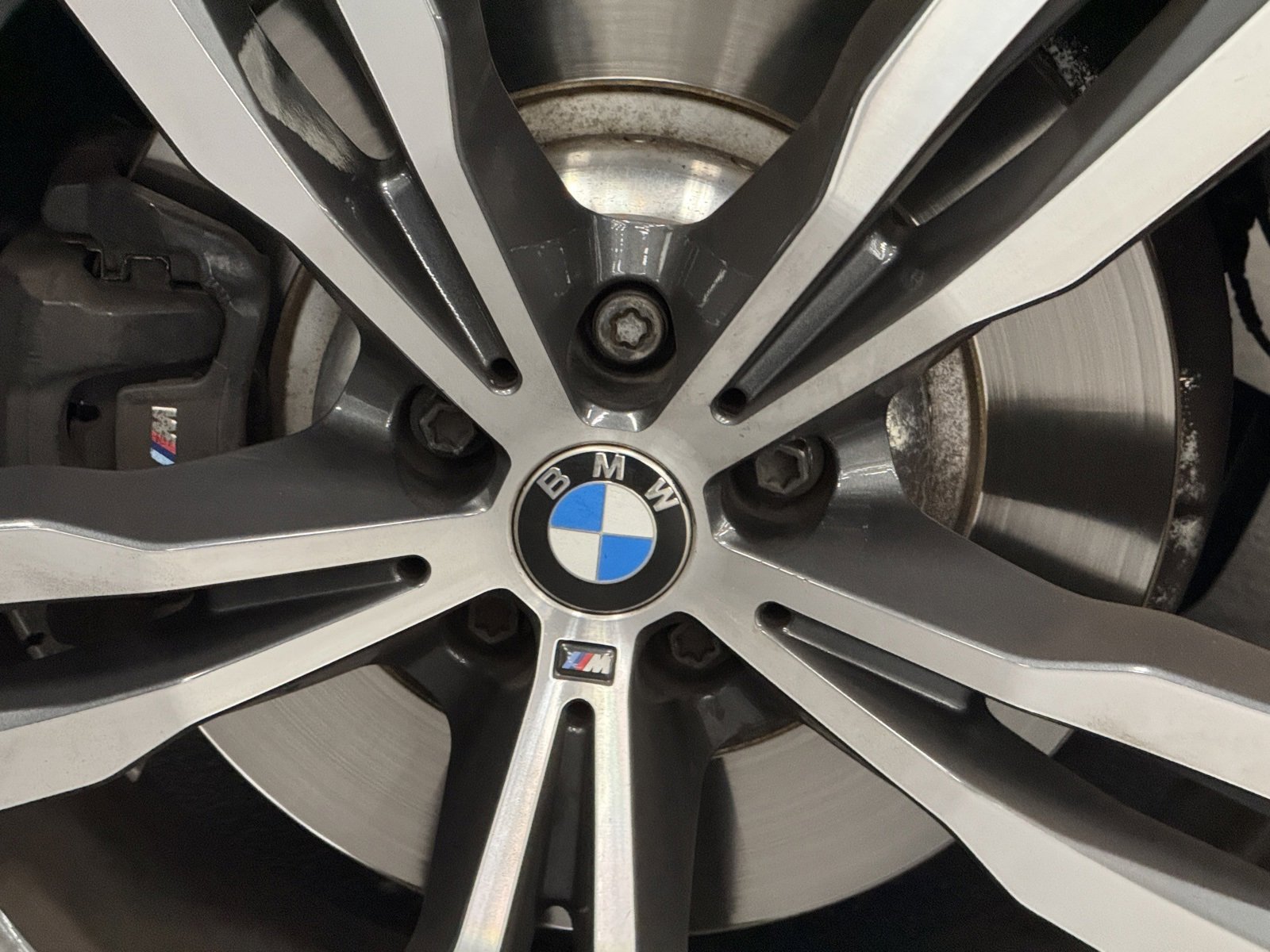 Used 2023 BMW X7 xDrive40i w/ M Sport Package image 18