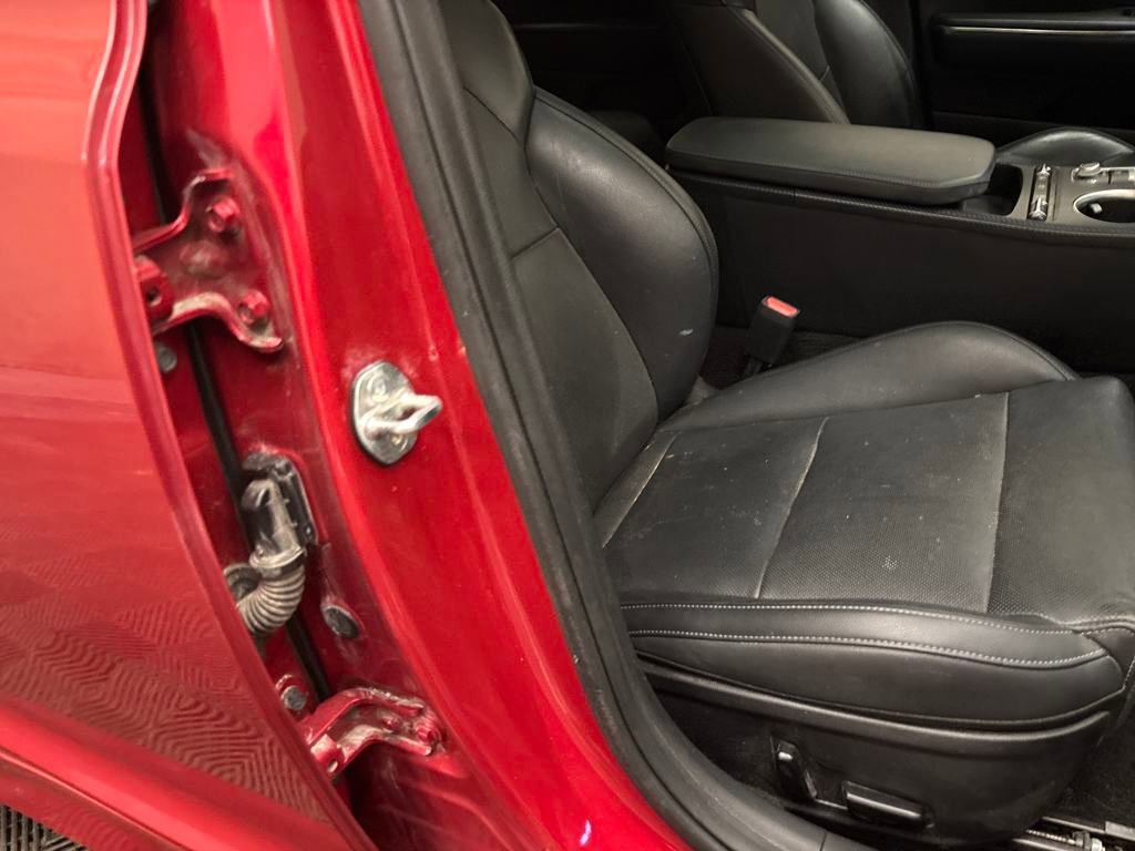 Used 2023 Kia Stinger GT-Line w/ Sun & Sound Package image 22