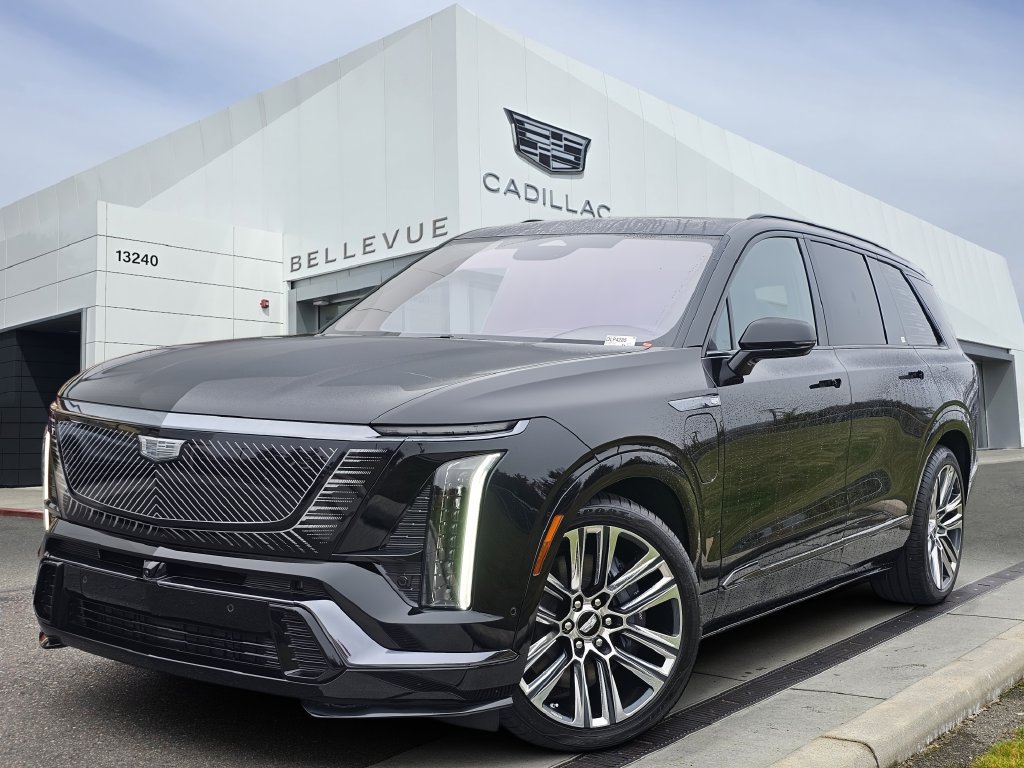 Certified 2026 Cadillac Vistiq Platinum w/ LPO, Floor Liner Package