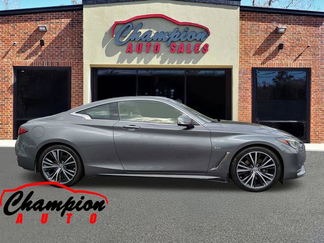 Used 2018 INFINITI Q60 3.0t Luxe w/ Sensory Package 3.0T Luxe image 3