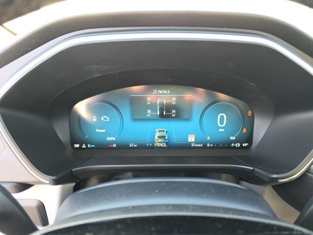 New 2026 Ford Escape Platinum w/ Class II Trailer Tow Package image 22