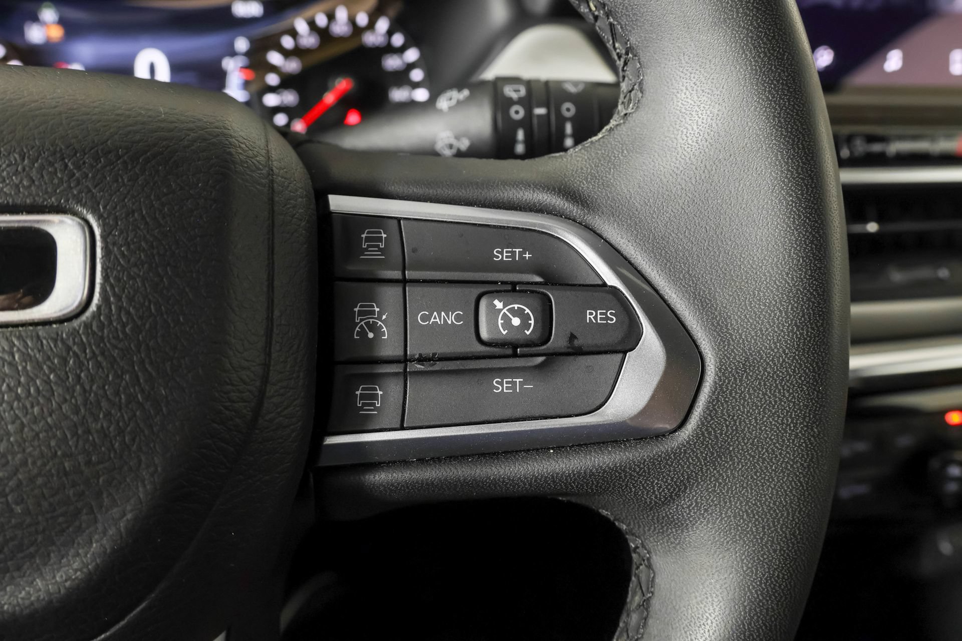 Used 2024 Jeep Compass Limited AWD/4WD image 28