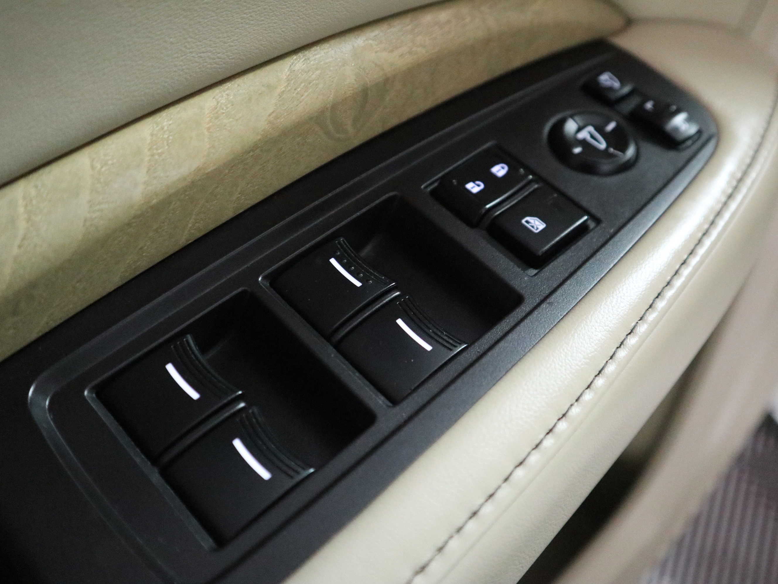 Used 2019 Acura MDX SH-AWD w/ Advance Package image 36