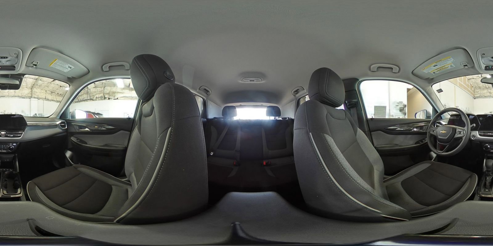 Used 2025 Chevrolet TrailBlazer LT FWD image 41