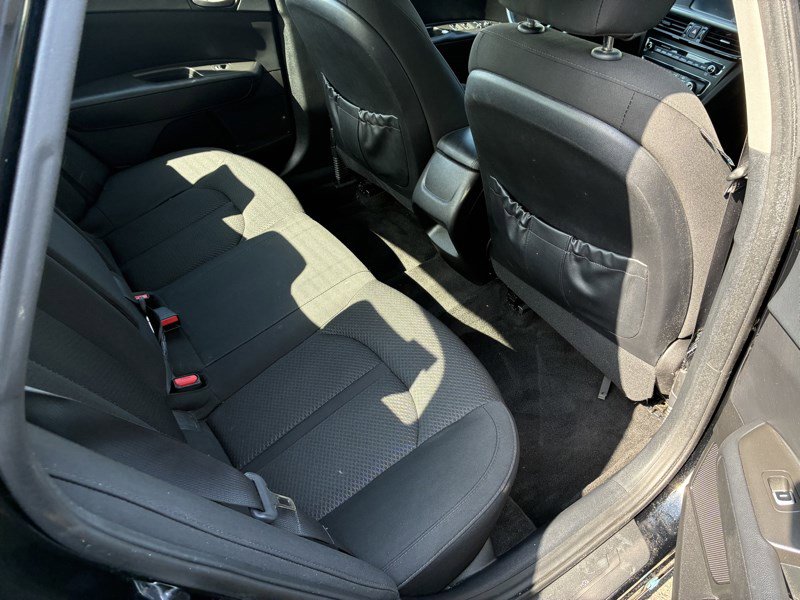 Used 2018 Kia Optima LX FWD image 17