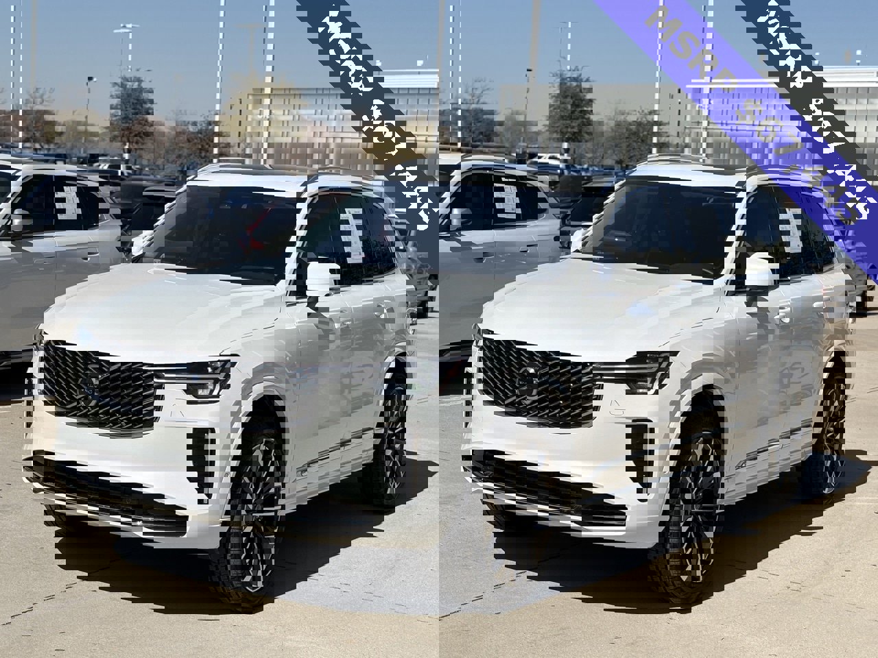 Certified 2025 Volvo XC90 B6 Plus image 3