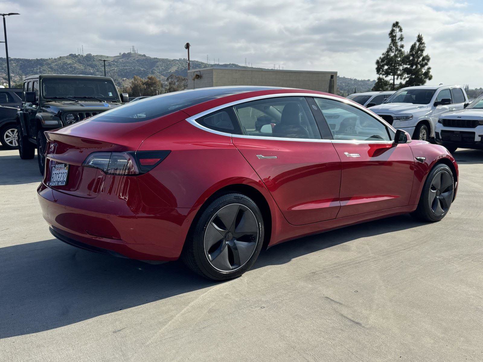 Used 2018 Tesla Model 3 Long Range AWD/4WD image 6