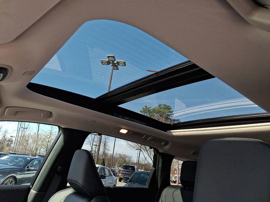 New 2026 INFINITI QX60 Luxe image 10