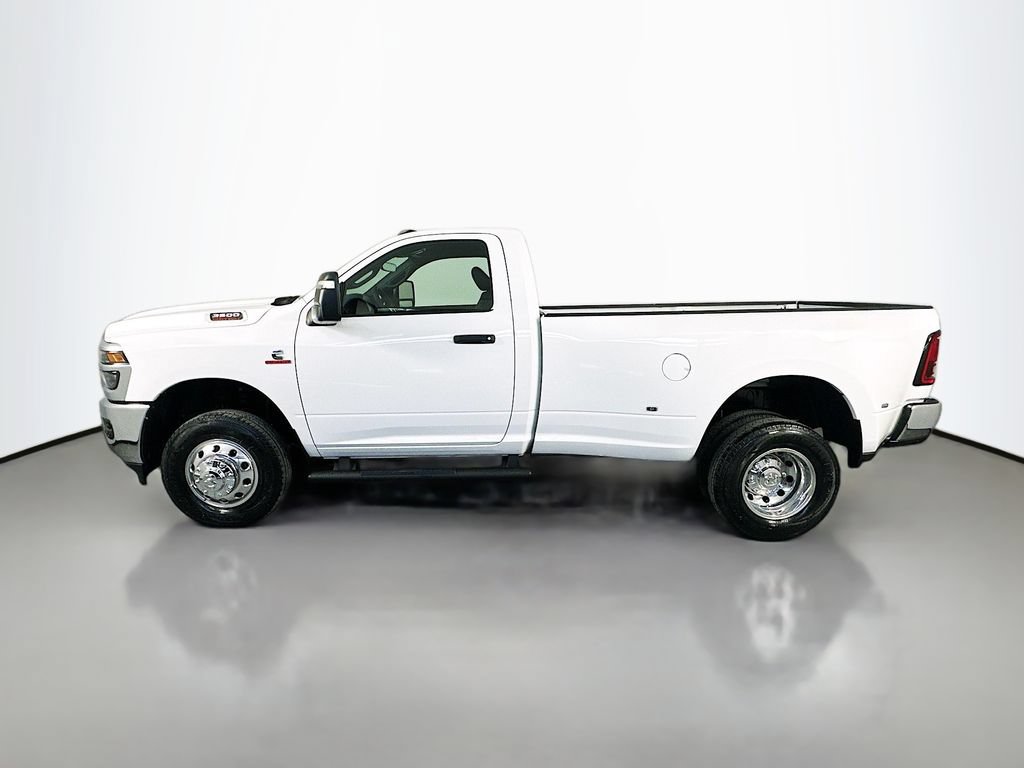 New 2026 RAM 3500 Tradesman AWD/4WD image 4