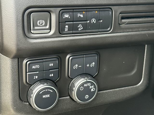 Used 2023 Chevrolet Tahoe Premier w/ Texas Edition AWD/4WD image 24