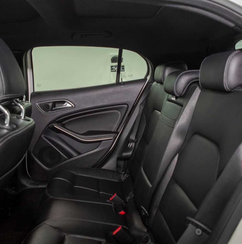 Used 2018 Mercedes-Benz GLA 250 4MATIC image 10