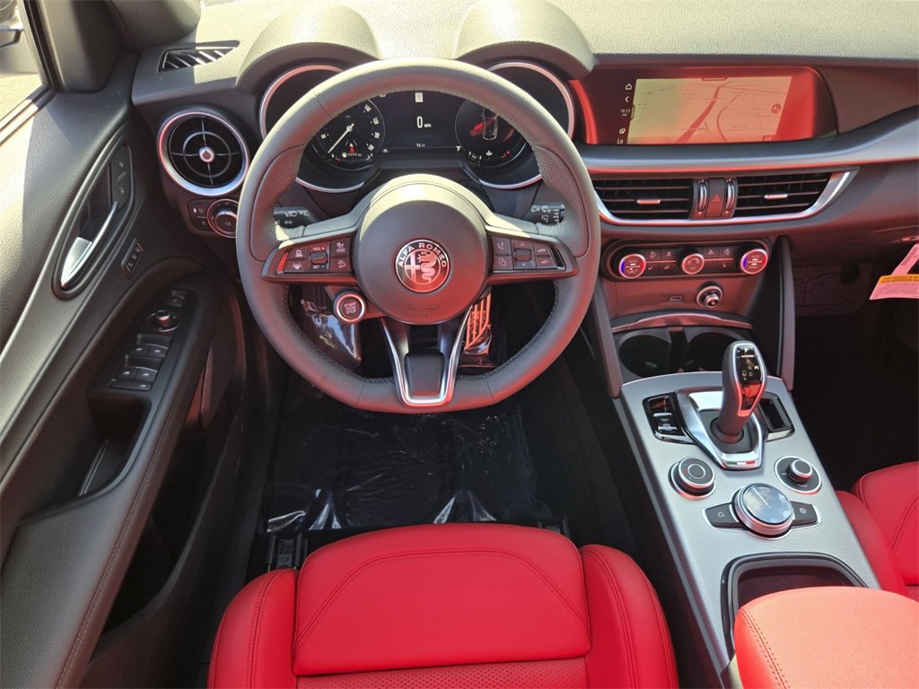 New 2026 Alfa Romeo Stelvio Sprint w/ Convenience Package image 8