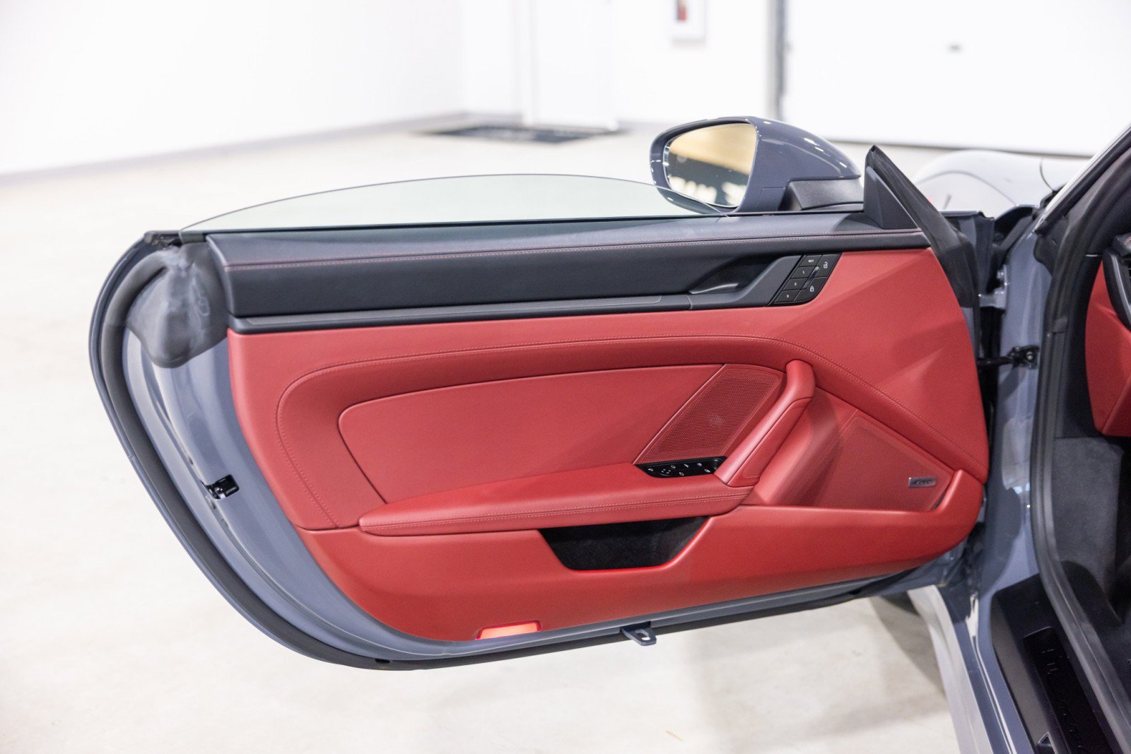 Used 2026 Porsche 911 GTS image 26