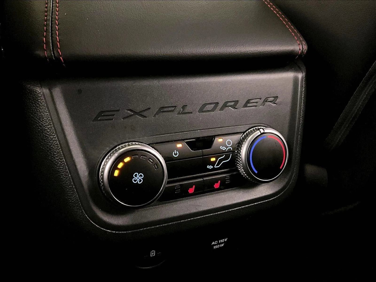 Used 2025 Ford Explorer ST AWD/4WD image 33