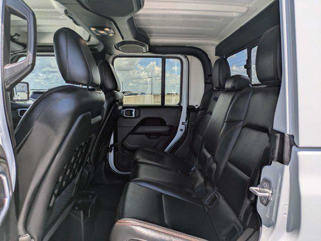 Certified 2022 Jeep Gladiator Mojave w/ LED Lighting Group AWD/4WD image 13