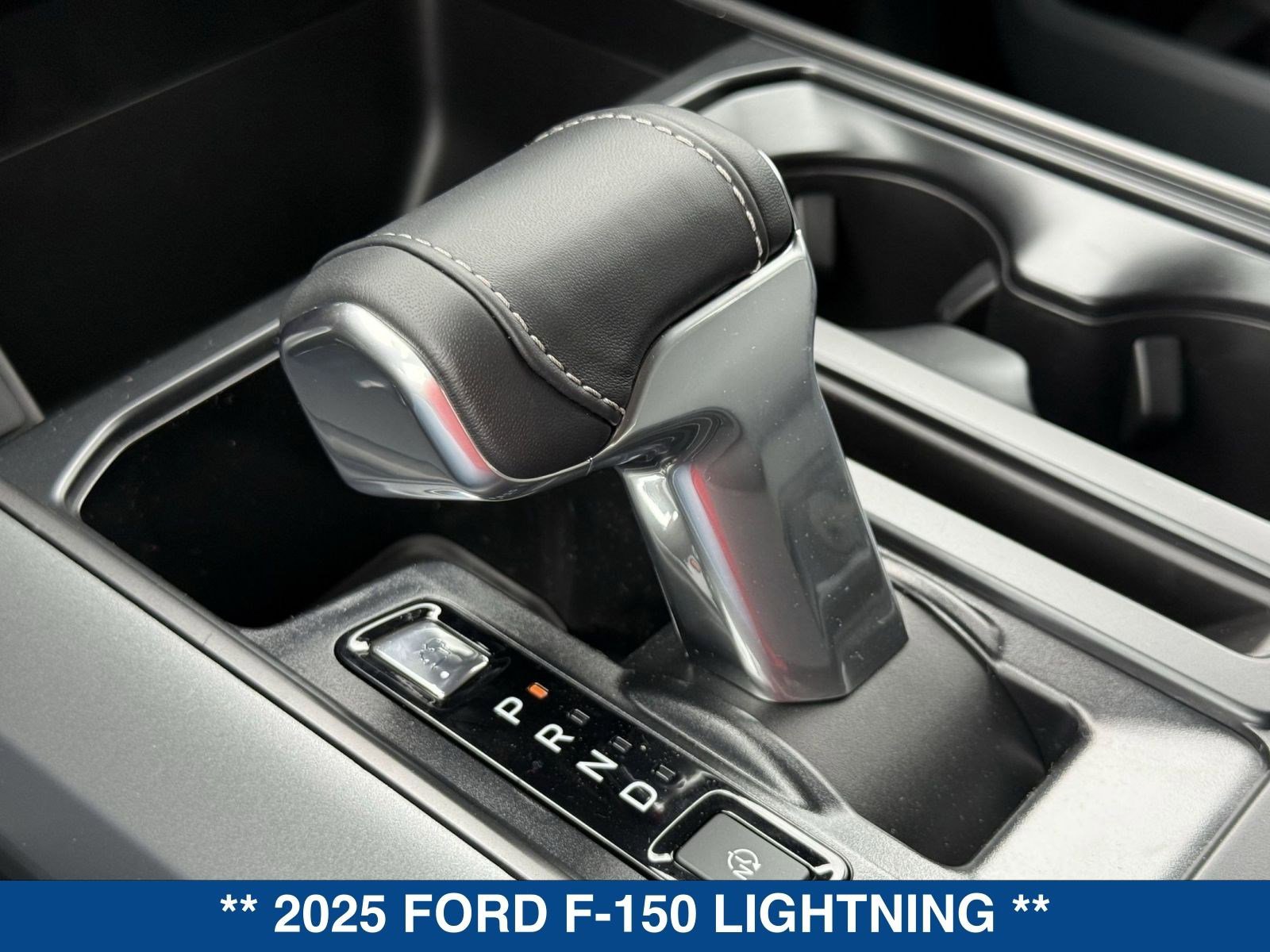 New 2025 Ford F150 Lightning XLT image 33