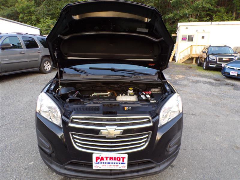 Used 2016 Chevrolet Trax LS image 35