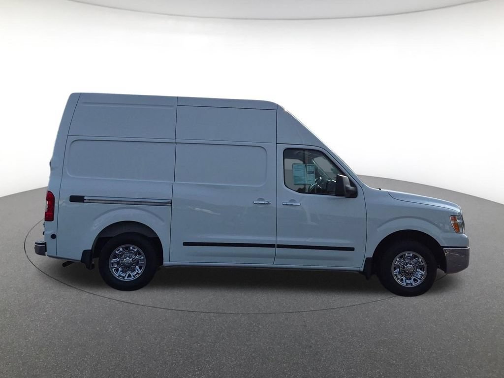 Used 2018 Nissan NV 2500 SL w/ Navigation Package RWD image 4