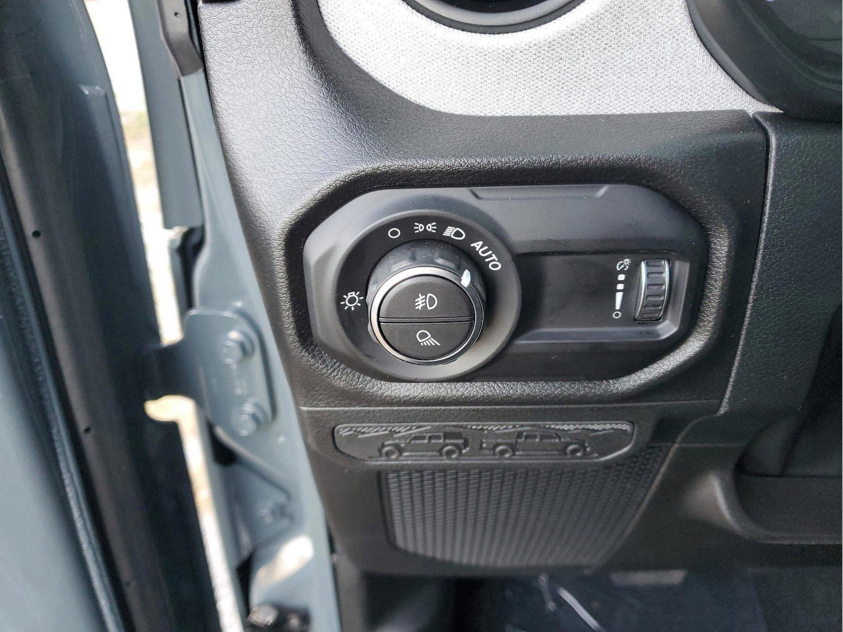 New 2026 Jeep Gladiator Sport AWD/4WD image 19
