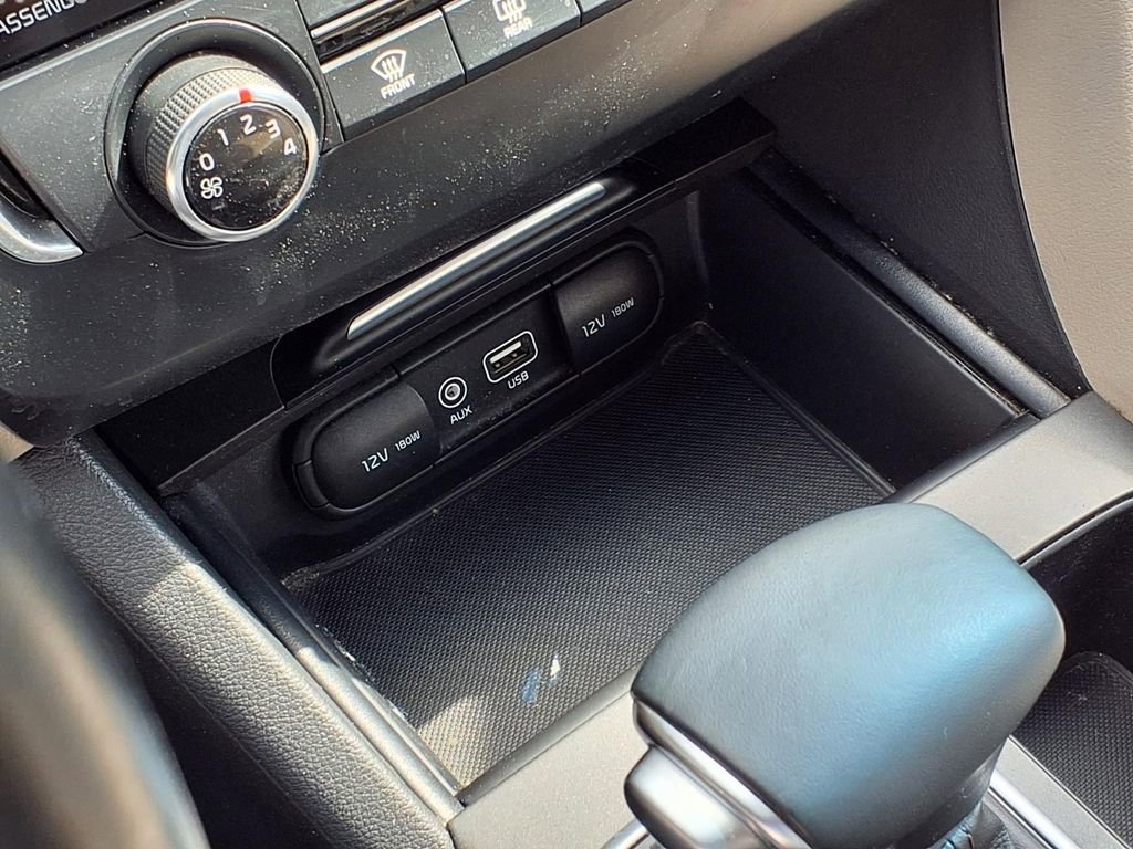 Used 2017 Kia Optima LX image 8