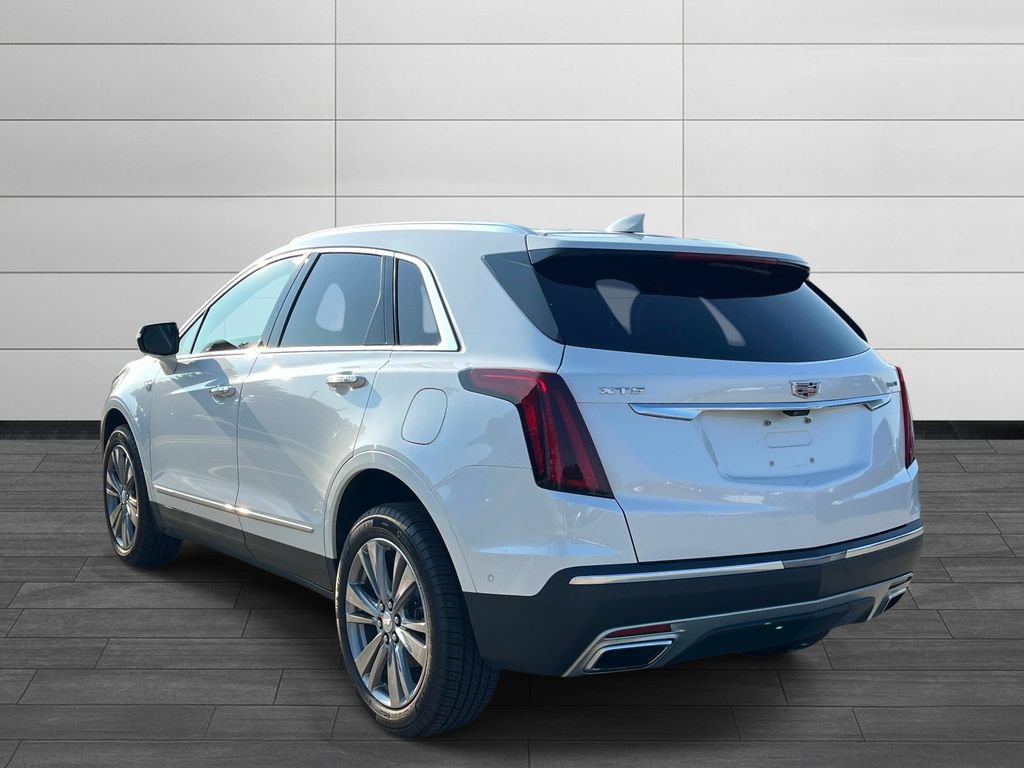 Used 2021 Cadillac XT5 Premium Luxury w/ Platinum Package FWD image 3