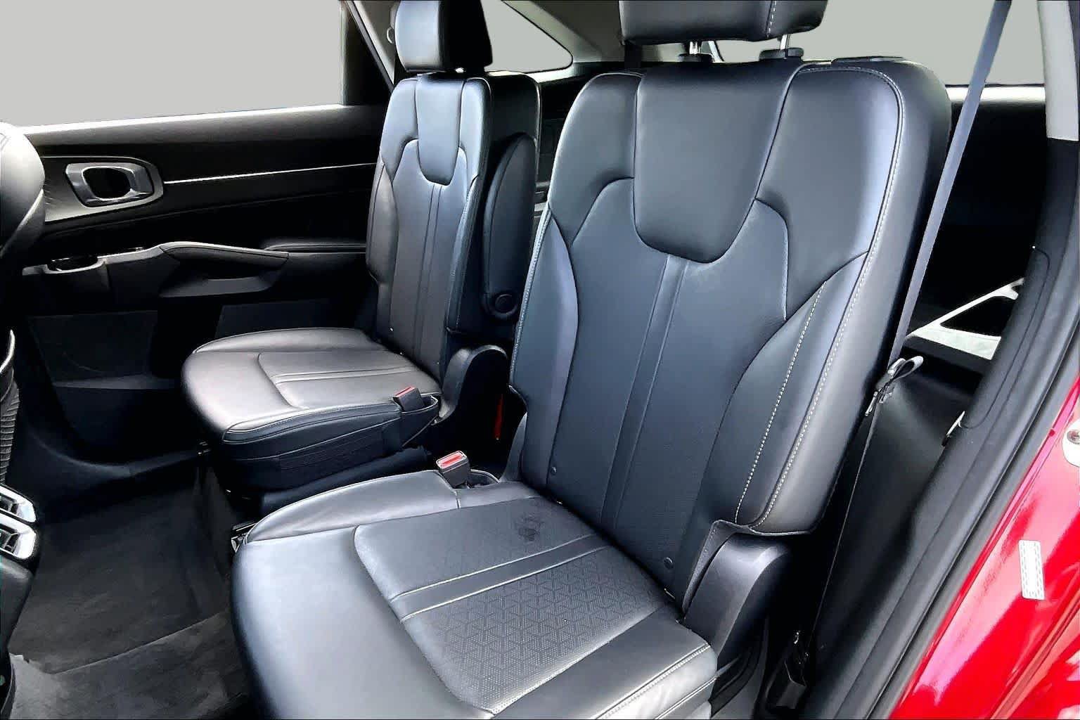 Used 2023 Kia Sorento SX FWD image 20
