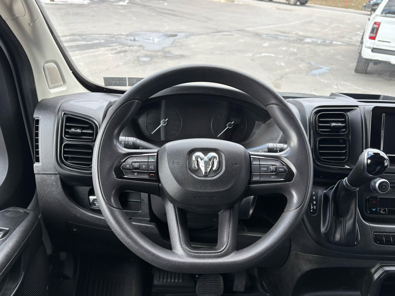 Used 2023 RAM ProMaster 2500 image 22