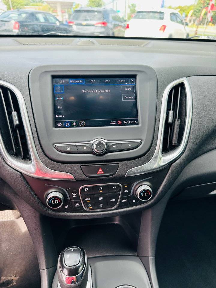 Used 2020 Chevrolet Equinox LT w/ Driver Convenience Package image 14