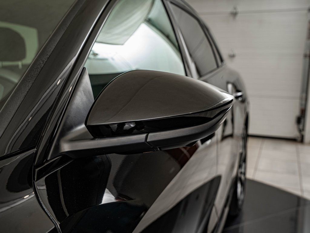 Used 2022 Audi e-tron Premium w/ Convenience Plus Package image 15