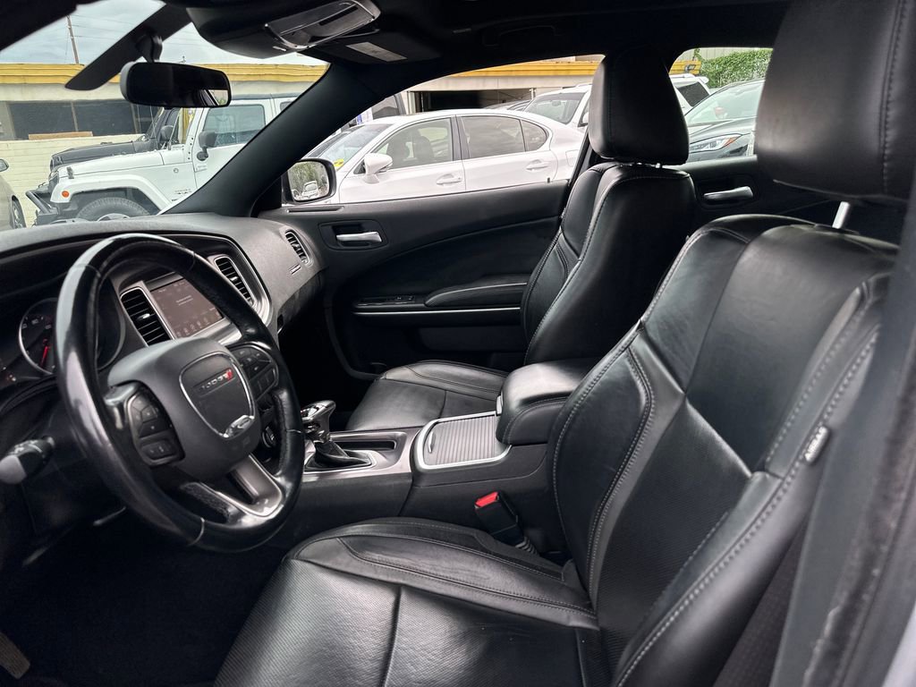 Used 2022 Dodge Charger SXT w/ Leather Interior Group RWD image 13