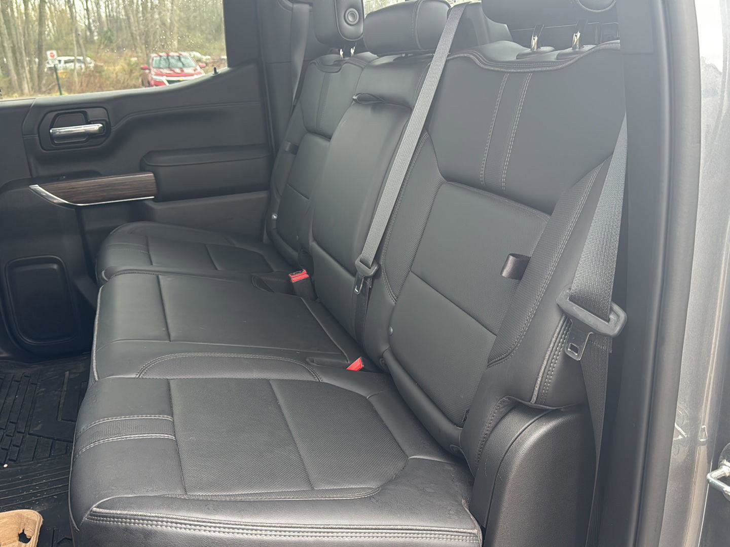 Used 2022 Chevrolet Silverado 1500 High Country w/ Technology Package image 12