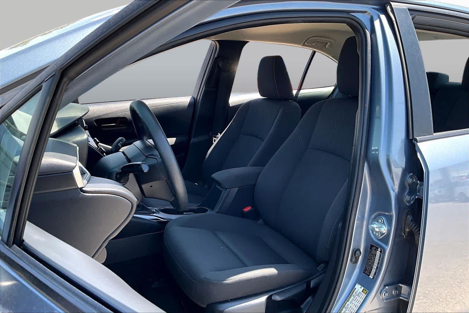 Used 2024 Toyota Corolla LE FWD image 8
