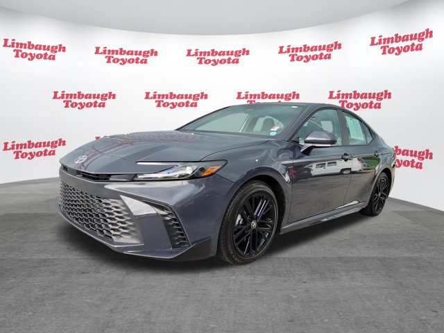 Used 2026 Toyota Camry SE FWD image 20