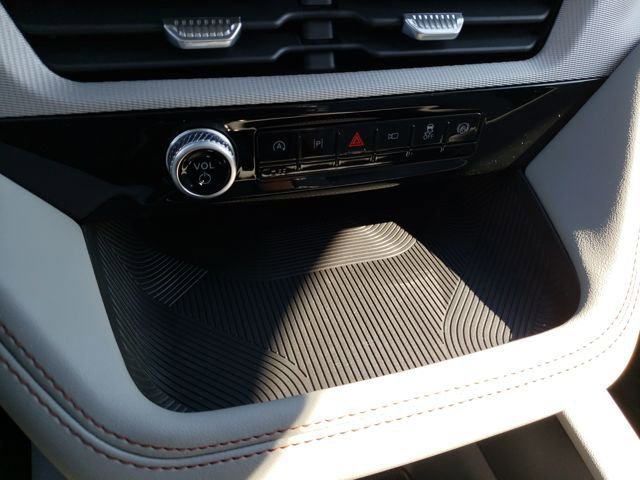 New 2026 Ford Explorer Active w/ Active Comfort Package image 25