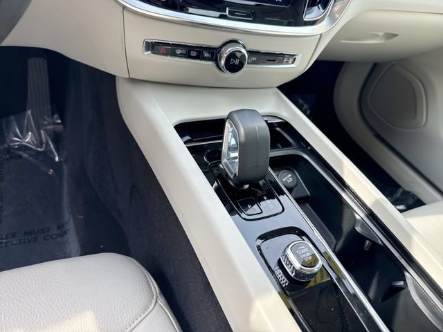 Certified 2024 Volvo S60 B5 Plus w/ Climate Package AWD/4WD image 25