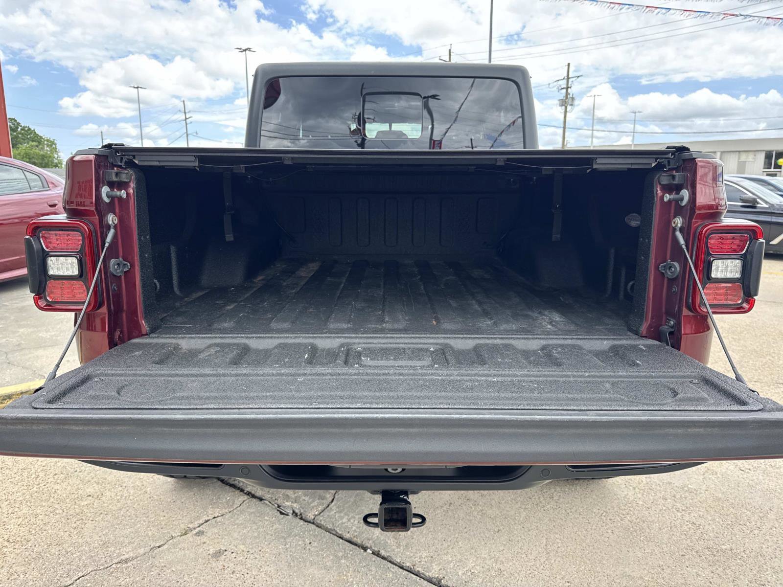 Used 2021 Jeep Gladiator Sport AWD/4WD image 8