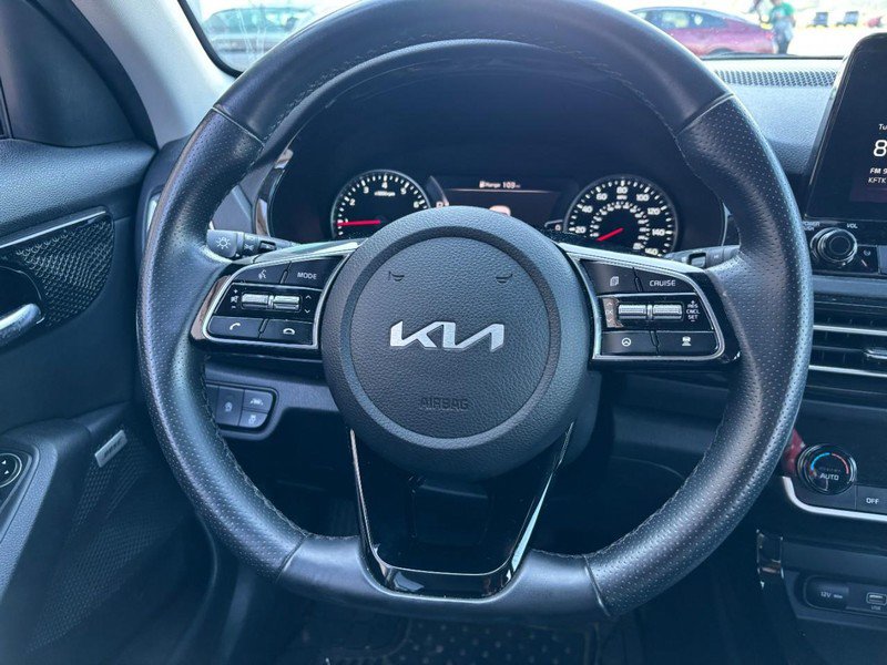 Used 2023 Kia Seltos SX AWD/4WD image 14
