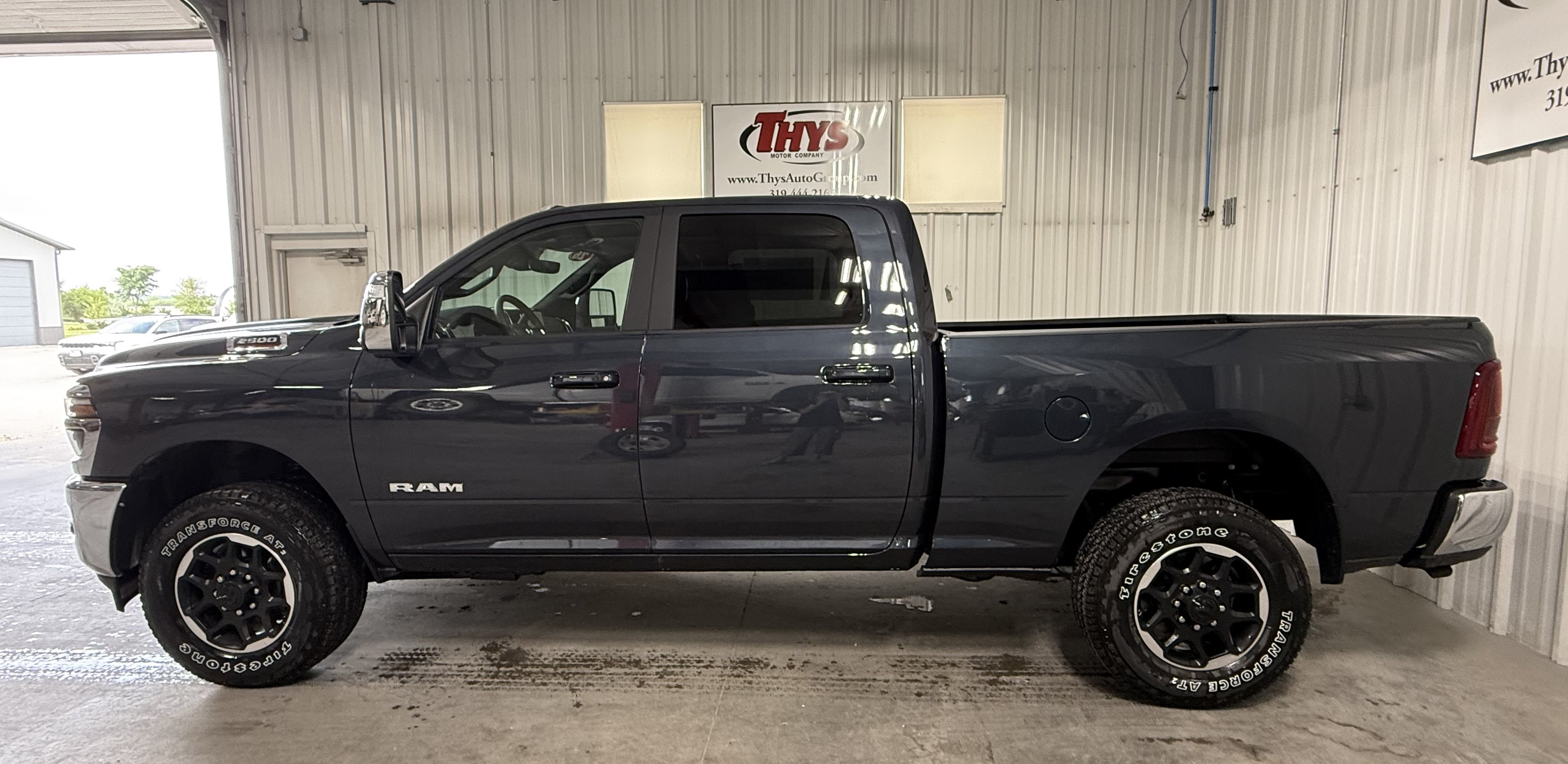 New 2026 RAM 2500 Laramie AWD/4WD image 12
