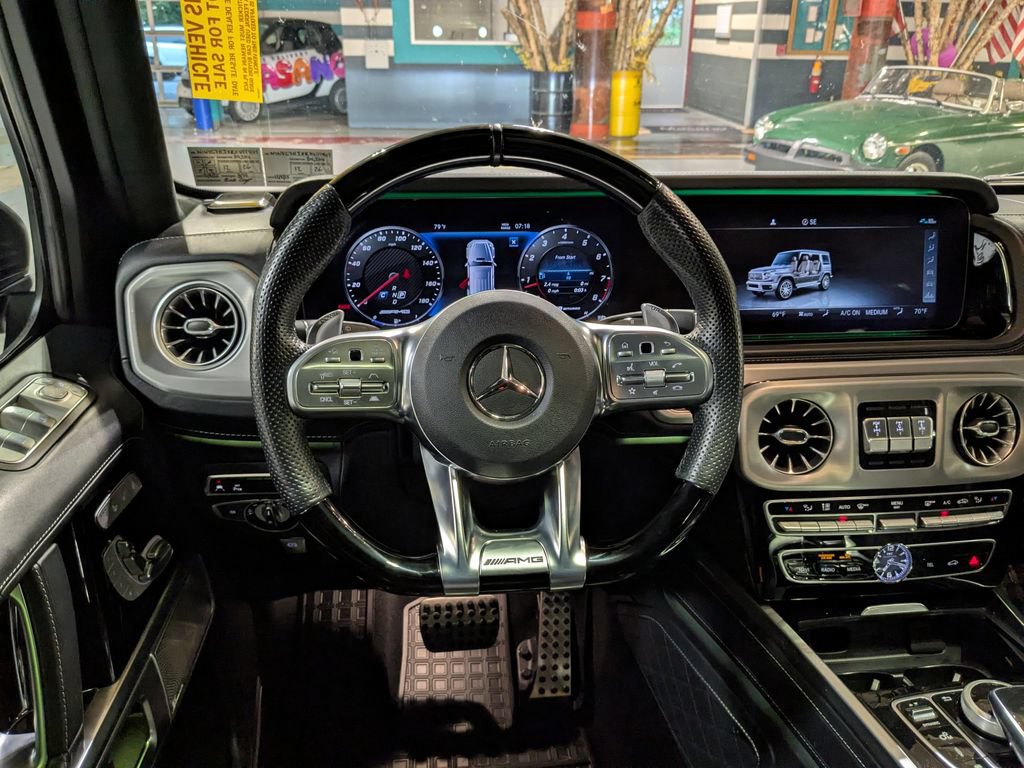 Used 2024 Mercedes-Benz G 63 AMG 4MATIC image 2