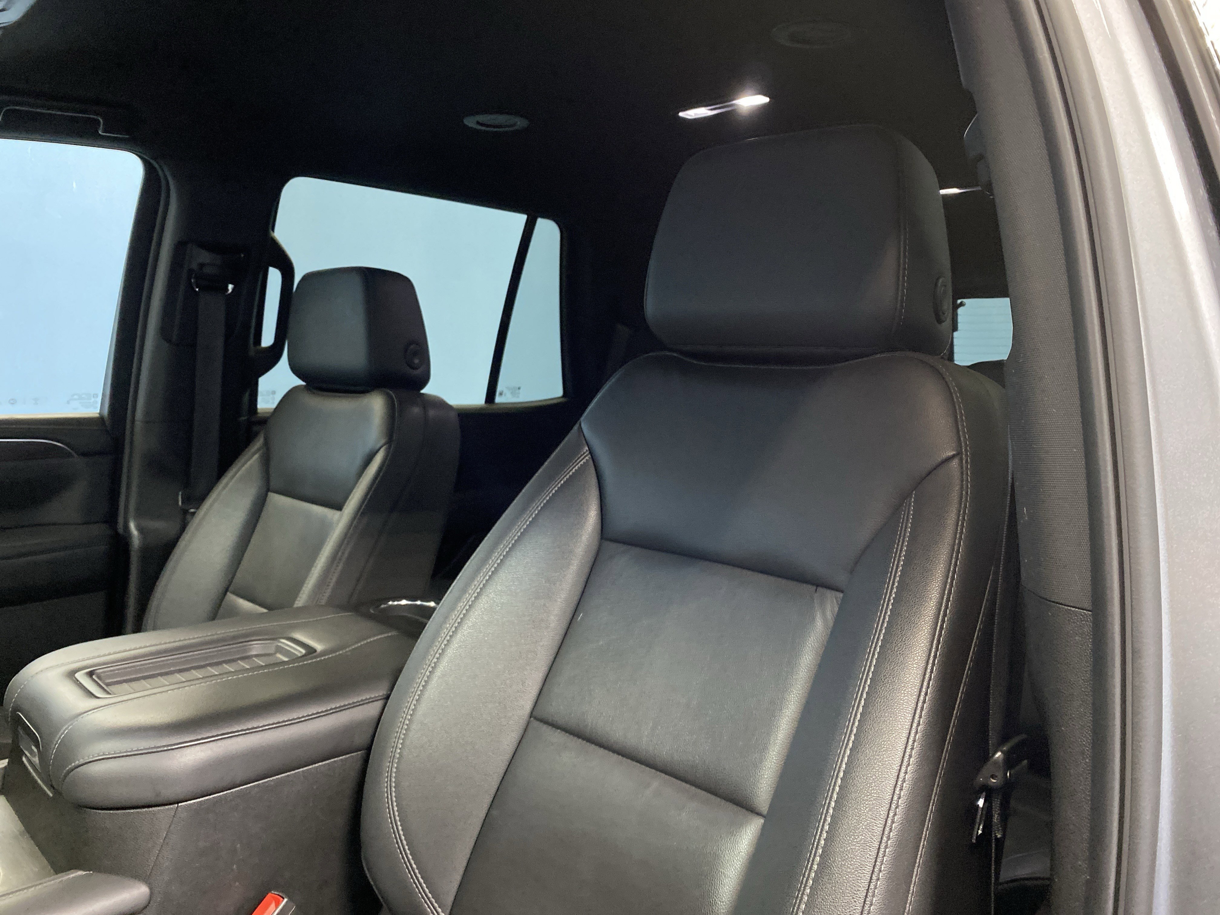 Used 2024 Chevrolet Tahoe LT image 8